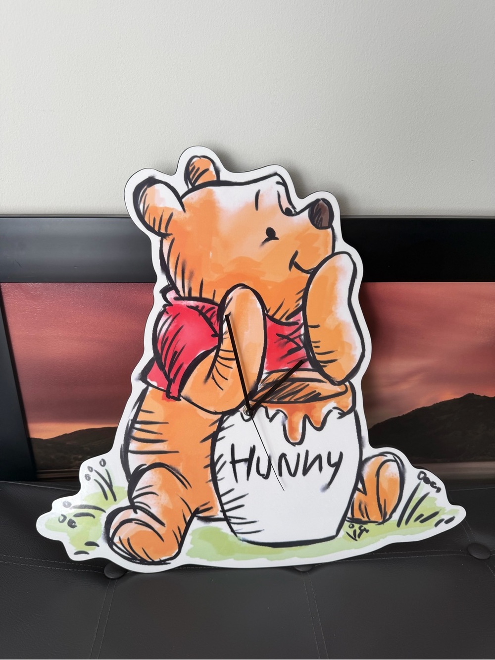 DISNEY Wall clock Orange Winnie-the-Pooh Decorative bat AA not included